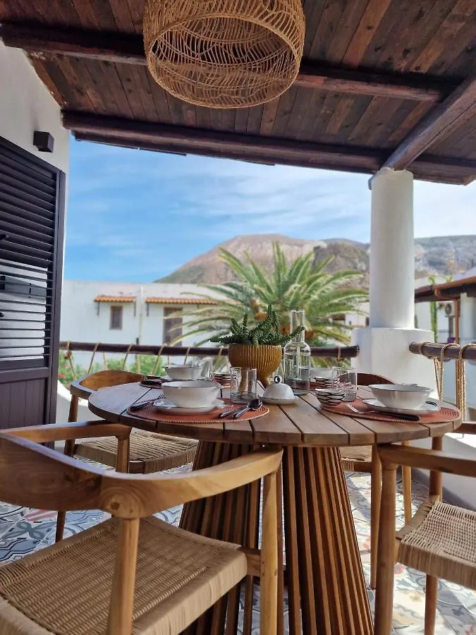 Ossidiana Rossa Elegant Suite Vulcano Vulcano