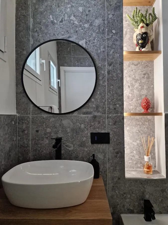 Holiday home Ossidiana Rossa Elegant Suite Vulcano Vulcano